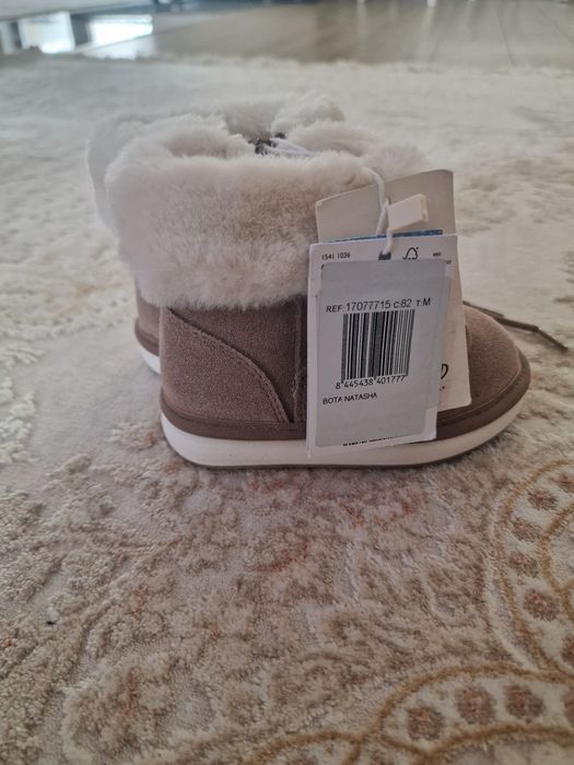 Ghete UGG  fetita