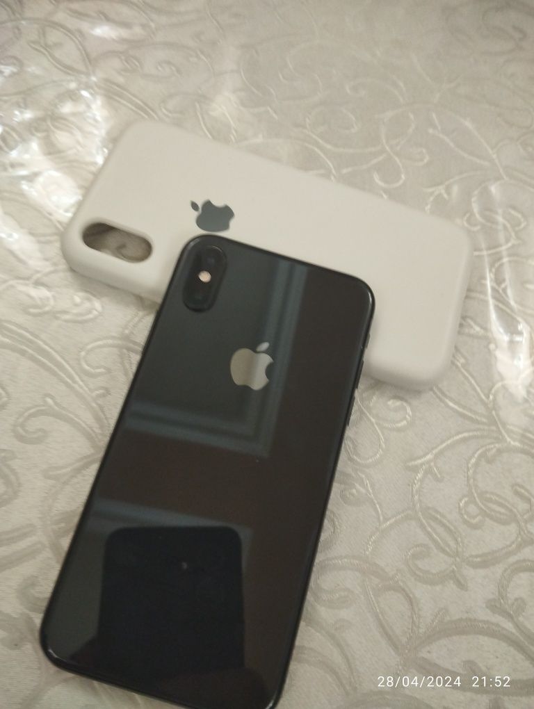 iPhone xs sotiladi