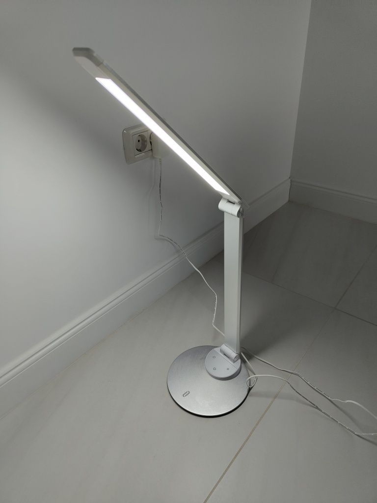 Lampa de birou Smart LED
