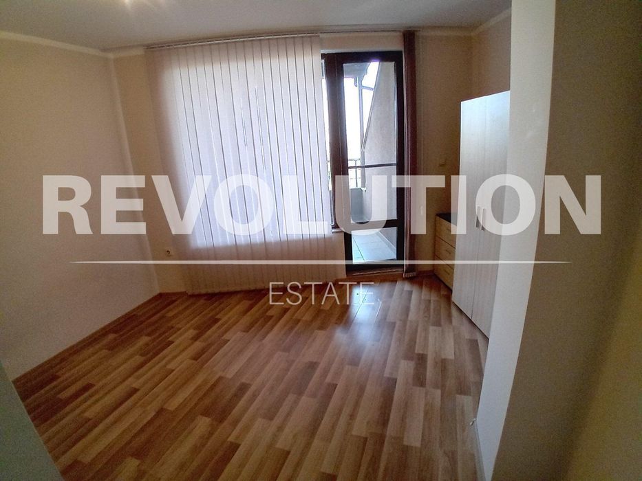 Дава се под наем Тристаен апартамент в Пловдив, Каменица 2 - 180 кв.м за 600 € - Снимка #3