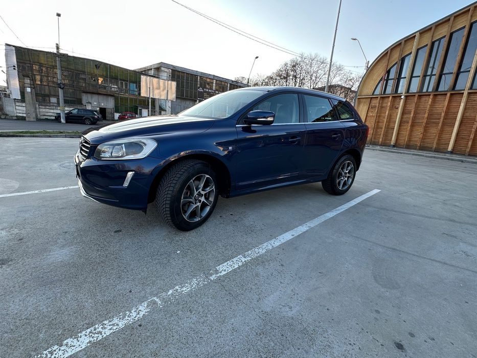 Volvo XC 60 Masina a fost cumpărată de noua din Romania
