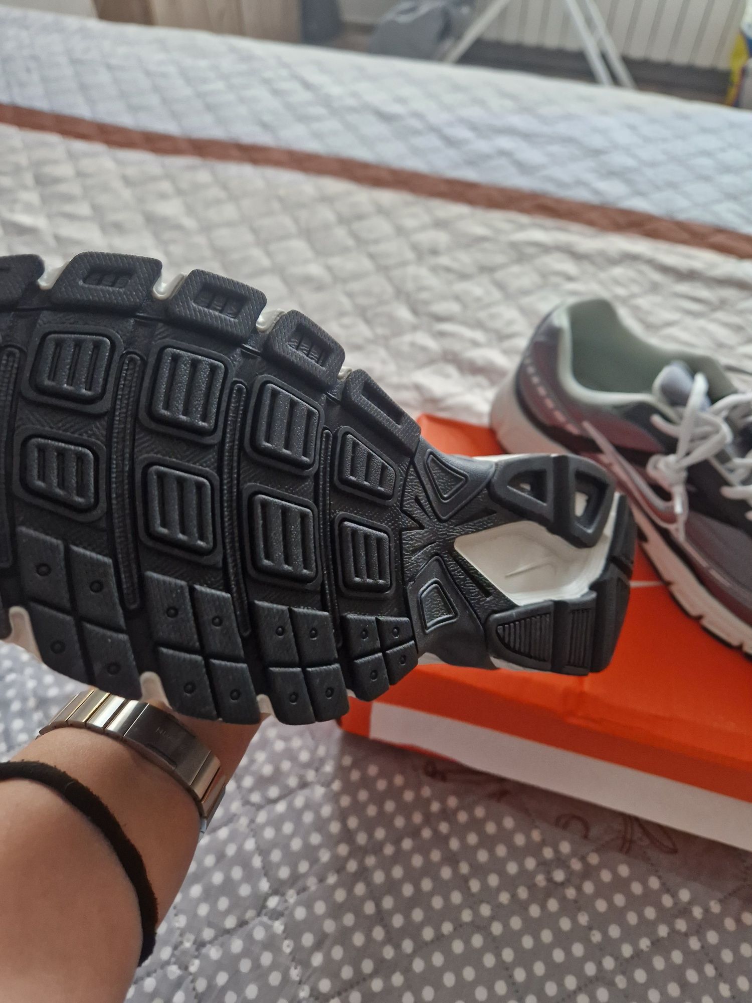 Нови мъжки маратонки Nike Initiator