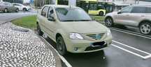 Vând Dacia logan