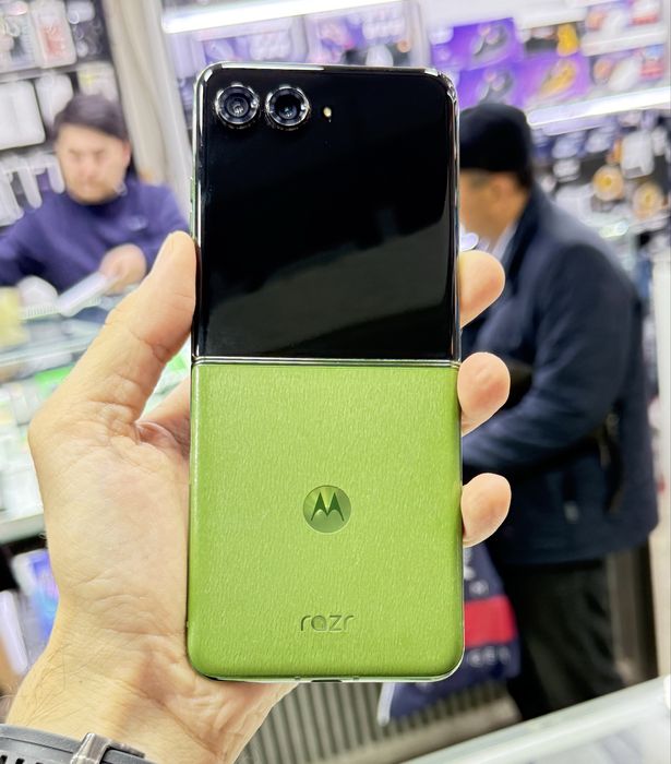 motorola razr 50 ultra 512 gb green + buds