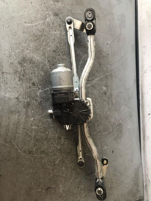 Ansamblu stergatoare motoras alfa romeo giulietta dupa 2010