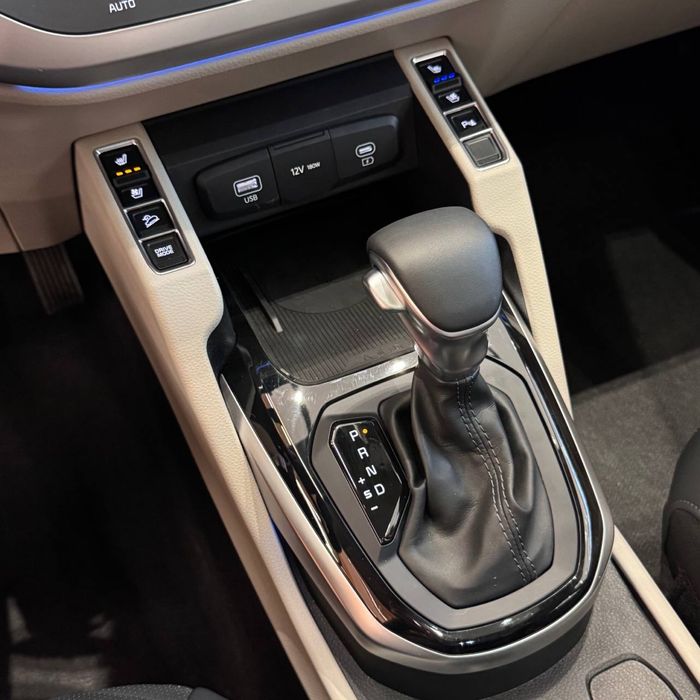 Kia Carens Avto Salon