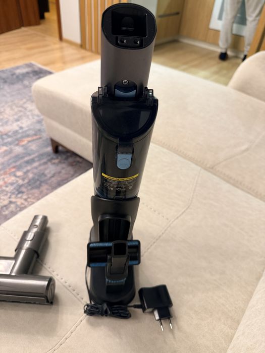 Ръчна прахосмукачка Cecotec