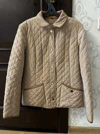 Легкая куртка от Massimo Dutti