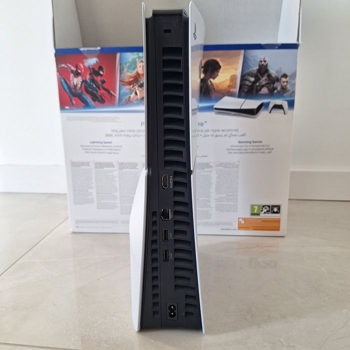 Playstation 5 1 TB като нова