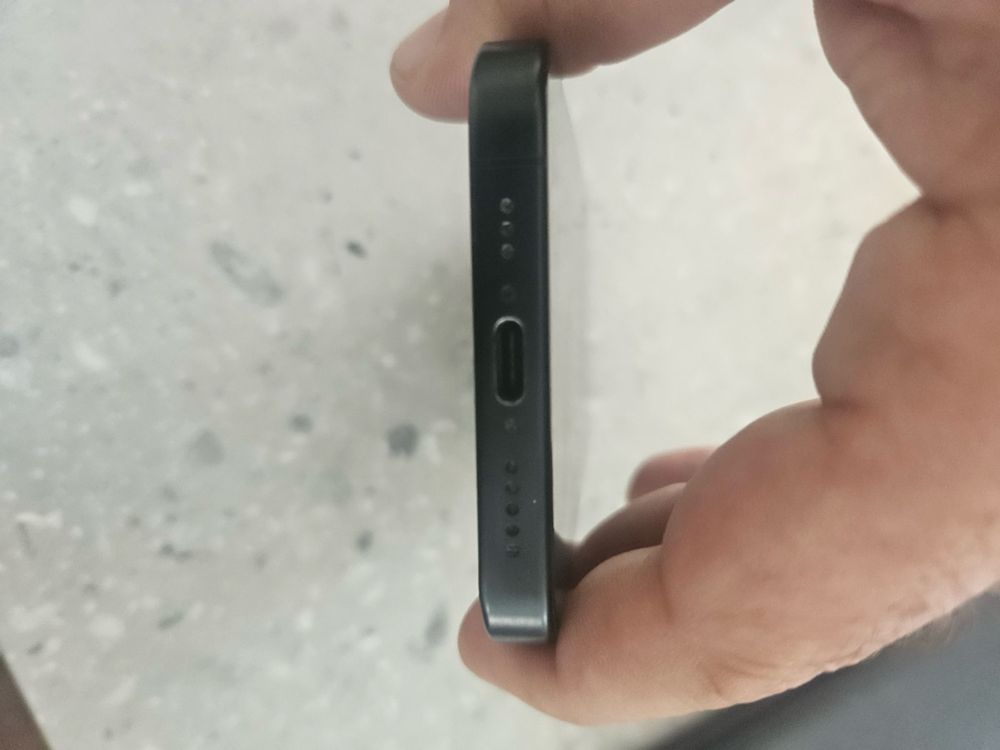 Iphone 15 prо без забележки
