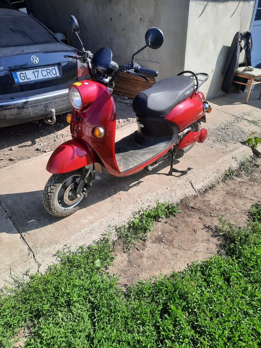 Scuter electric volta nou 900km