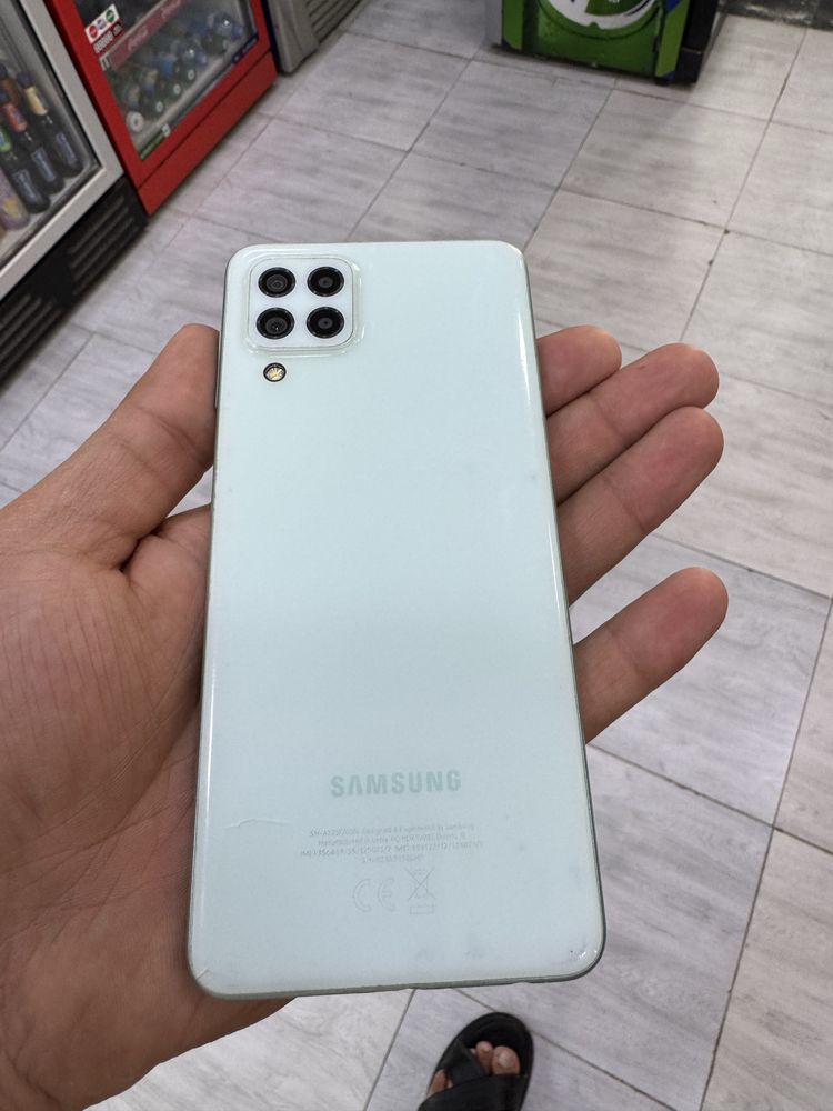 Samsung A 22 xolati yaxwi qotmaydi