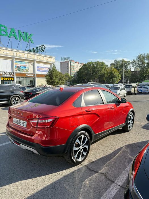 Lada vesta sotiladi
