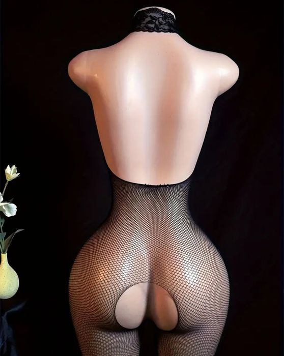 Дамско еротично бельо черно.