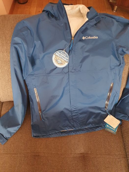 Vand geaca noua originala Columbia marimea M