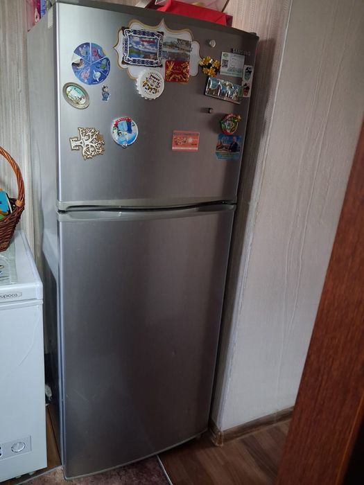 Продам холодильник