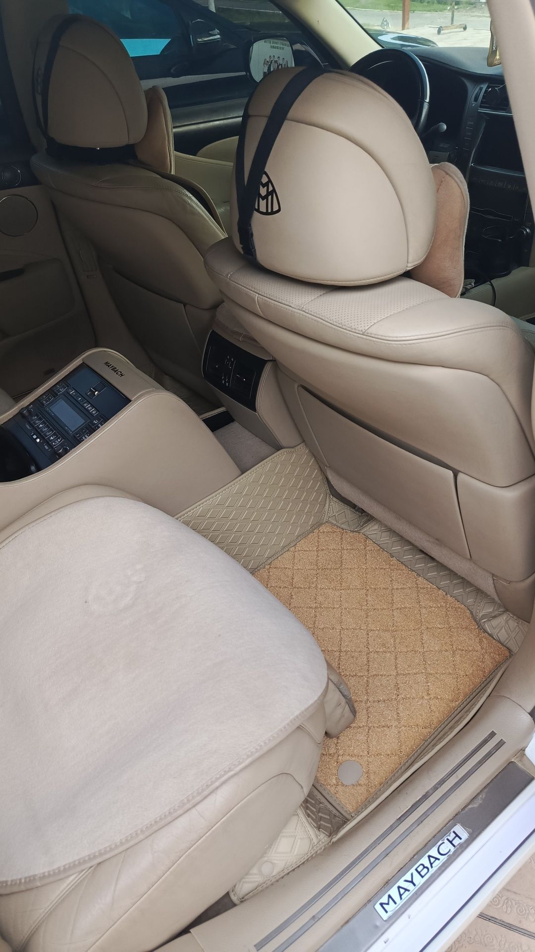 Mersedes maybach 223