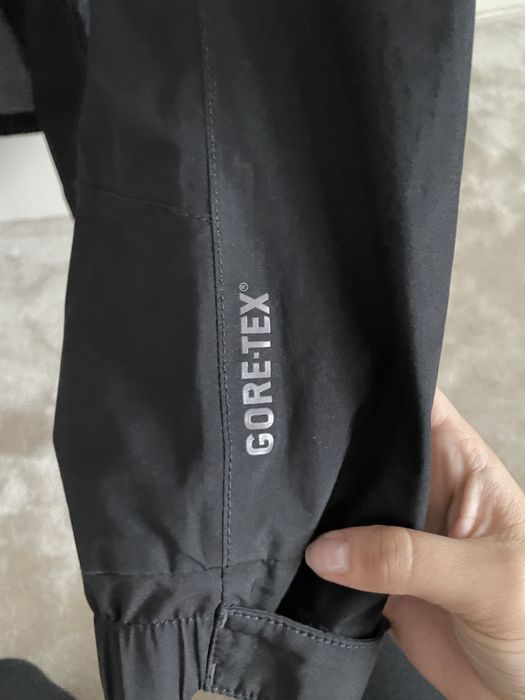 Geaca barbati anti vant Hugo Boss