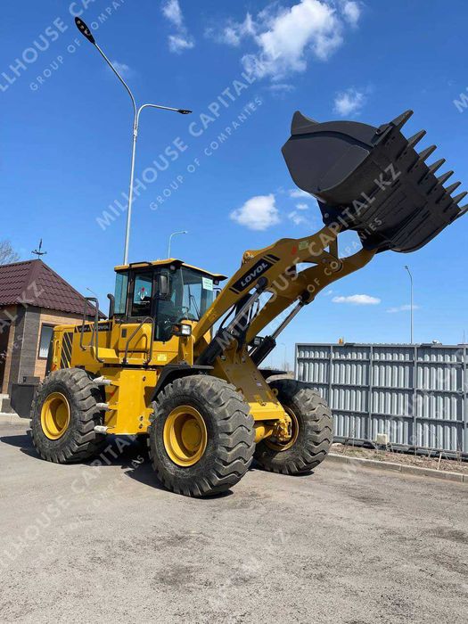 3х Кубовый погрузчик LOVOL FL955F-II