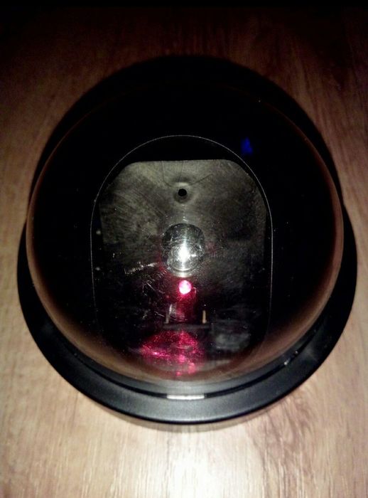 Camera de supraveghere falsa, NOU !