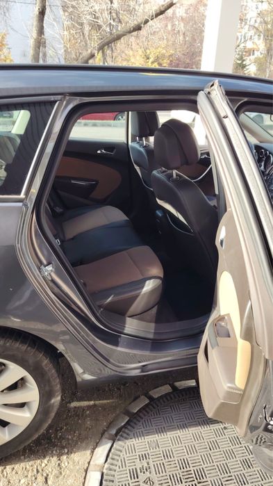 Vand Opel Astra 2011