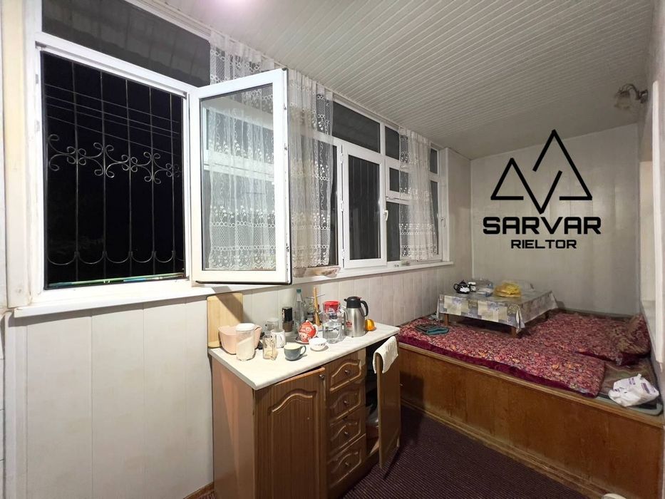 Продам 5 ком на Ферузе Ипотека возможна