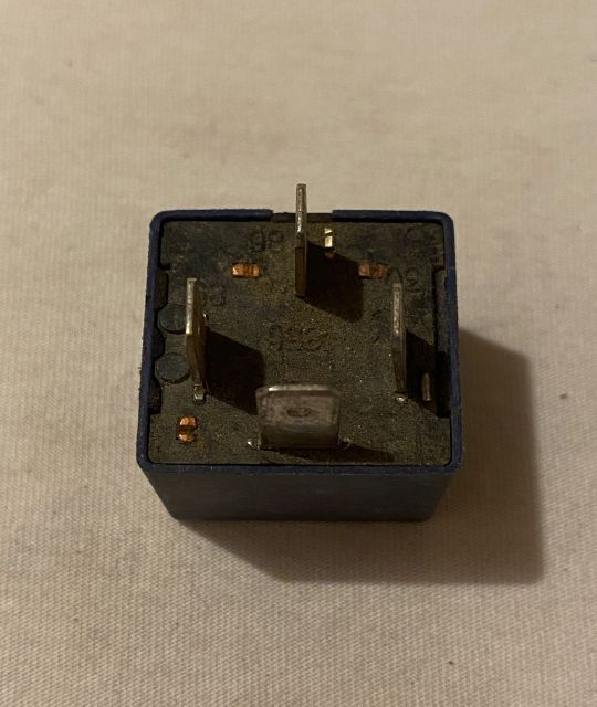 Releu 90450169 Opel Vectra B