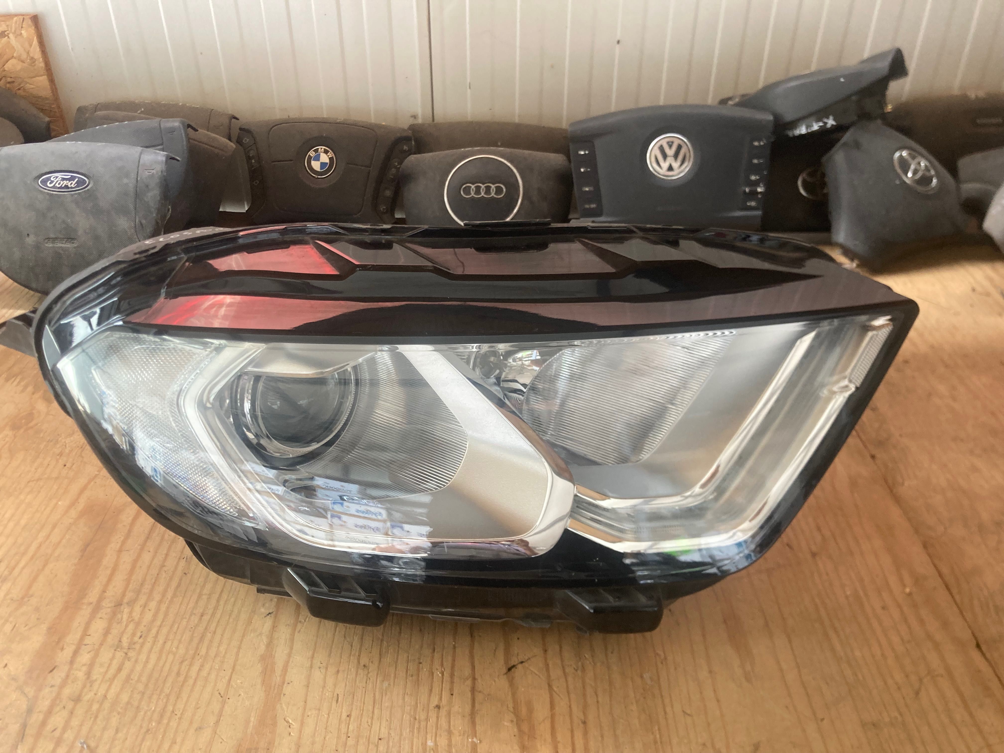 Десен фар Ford Ecosport 22-24.