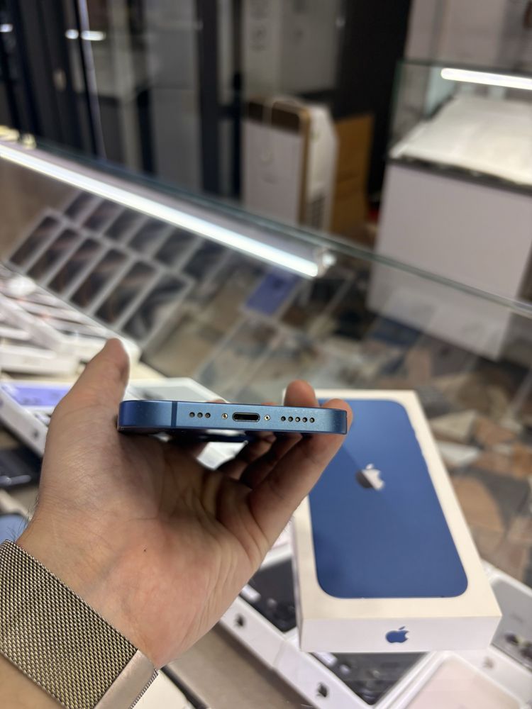 iPhone 13  128 gb 100% batare almawkan