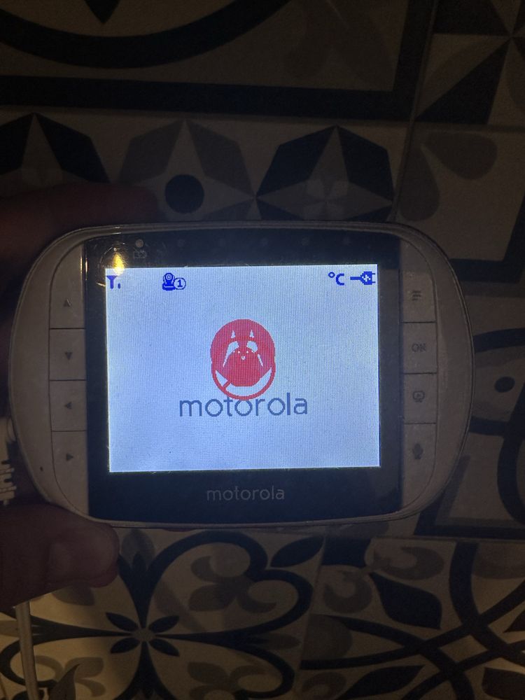 Бебефон Motorola MBP36S