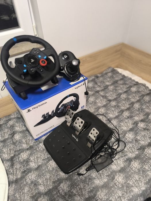 Продавам Logitech G29 с ГАРАНЦИЯ !!