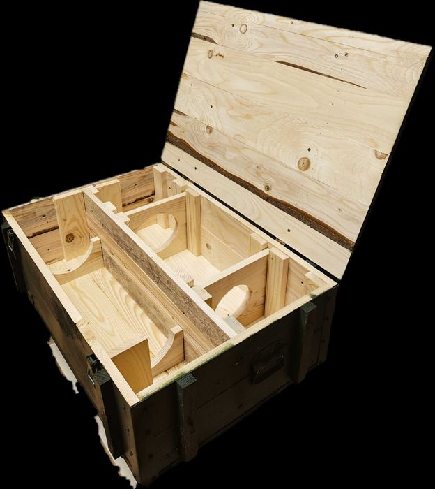 Cutii/Lăzi din Lemn Masiv pentru uz Militar / Transport sau uz Civil