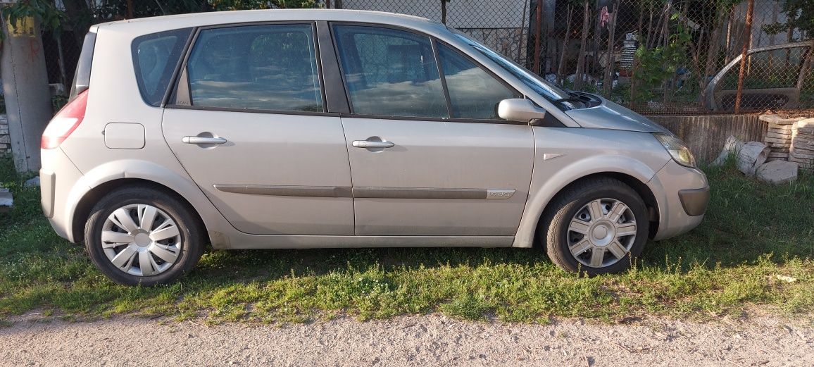 Рено Сценик Renault Scenic