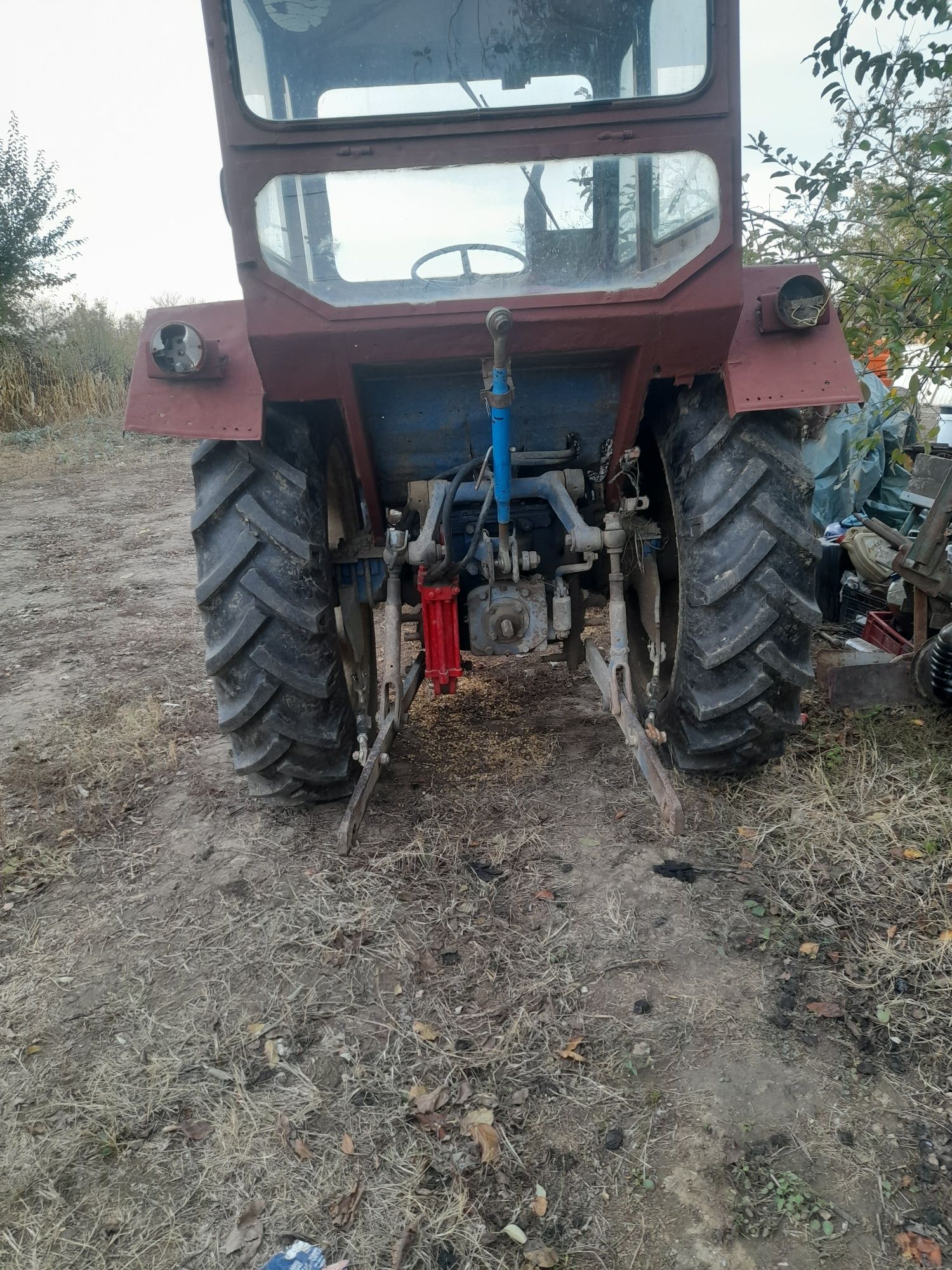 Tractor u650  cu plug de vanzare