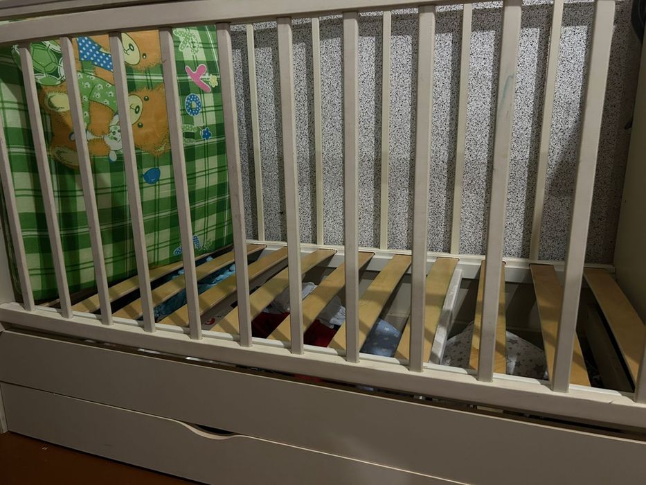 Детска кроватка, колыбельная  в отличном состоянии