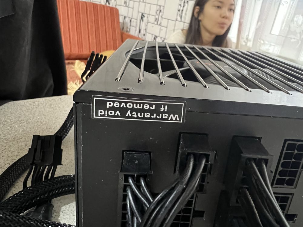 Блок питания be quiet! Straight power 11 750w, нерабочий