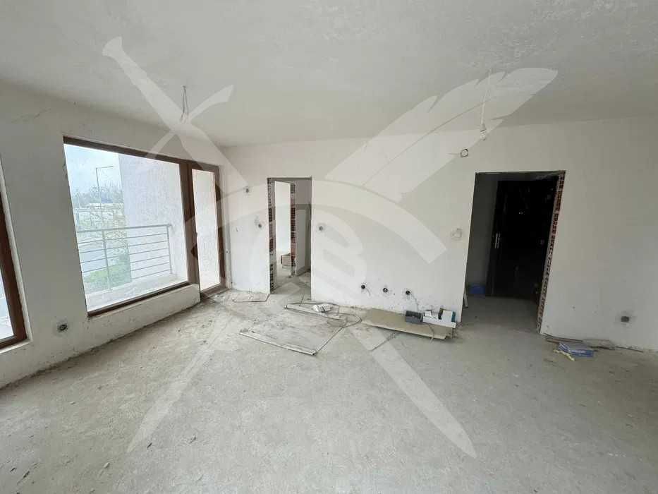 Продава се Двустаен апартамент в Несебър - 69 кв.м за 725 €/кв.м - Снимка #2