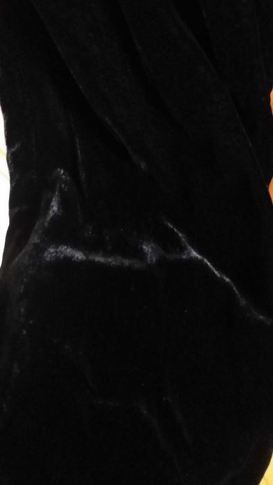 Pantaloni EmporioArmani, catifea din matase, negri cu ape, L/44