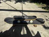 Vând aceste doua skateboard-uri la set
