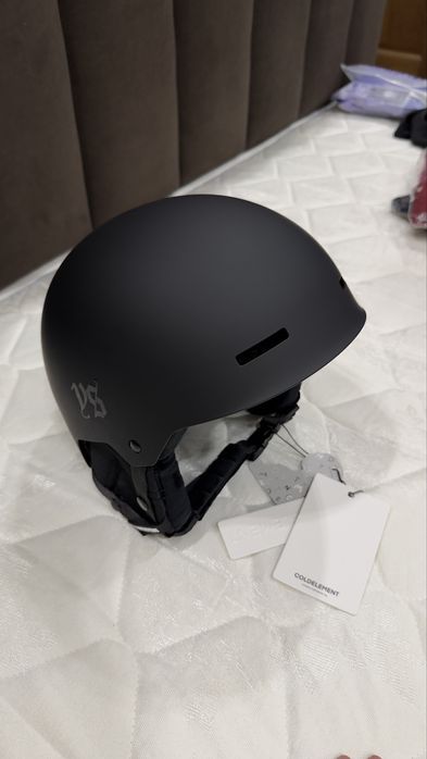 Новый горнолыжный шлем