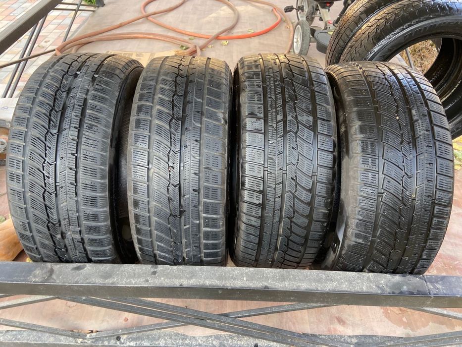Продам зимние шины