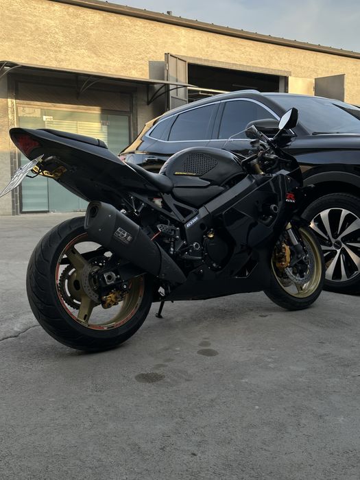 SUZUKI GSXR K4 продается