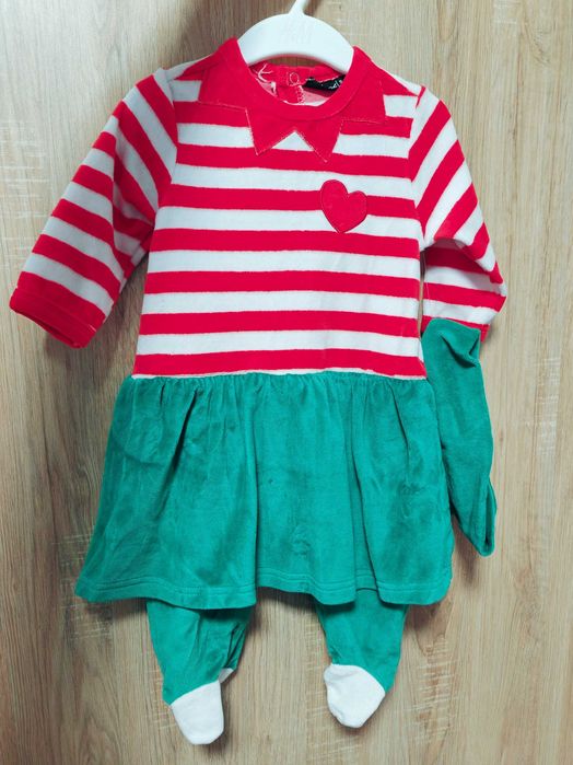 Costum de spiriduș nou cu eticheta