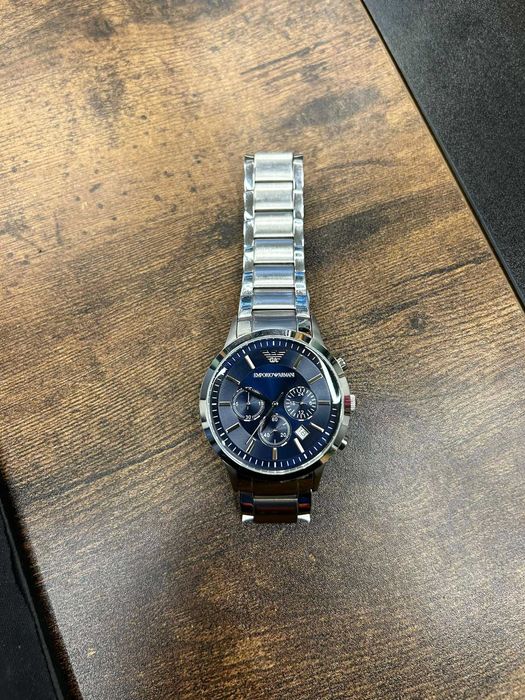 Часовник Emporio Armani