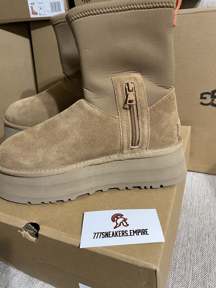 Ghete UGG Classic Dipper