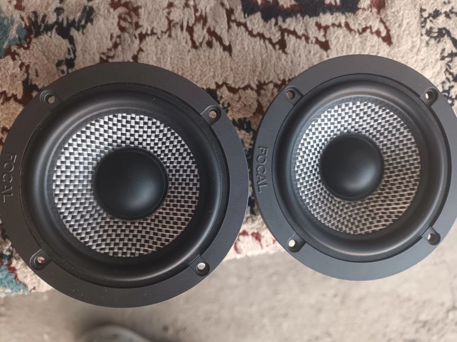 FOCAL серединка 3 полоскани средниси.