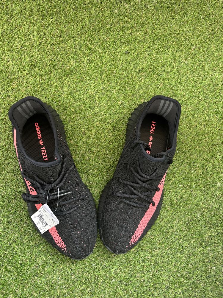 Обувки Adidas Yeezy Boost 350 V2