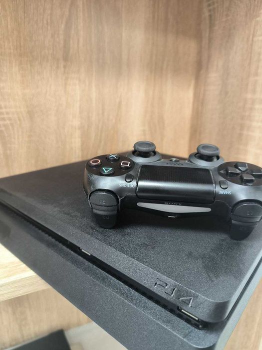 Play Station 4 Slim + 1Controller /Fin X Amanet&Exchange cod 99664