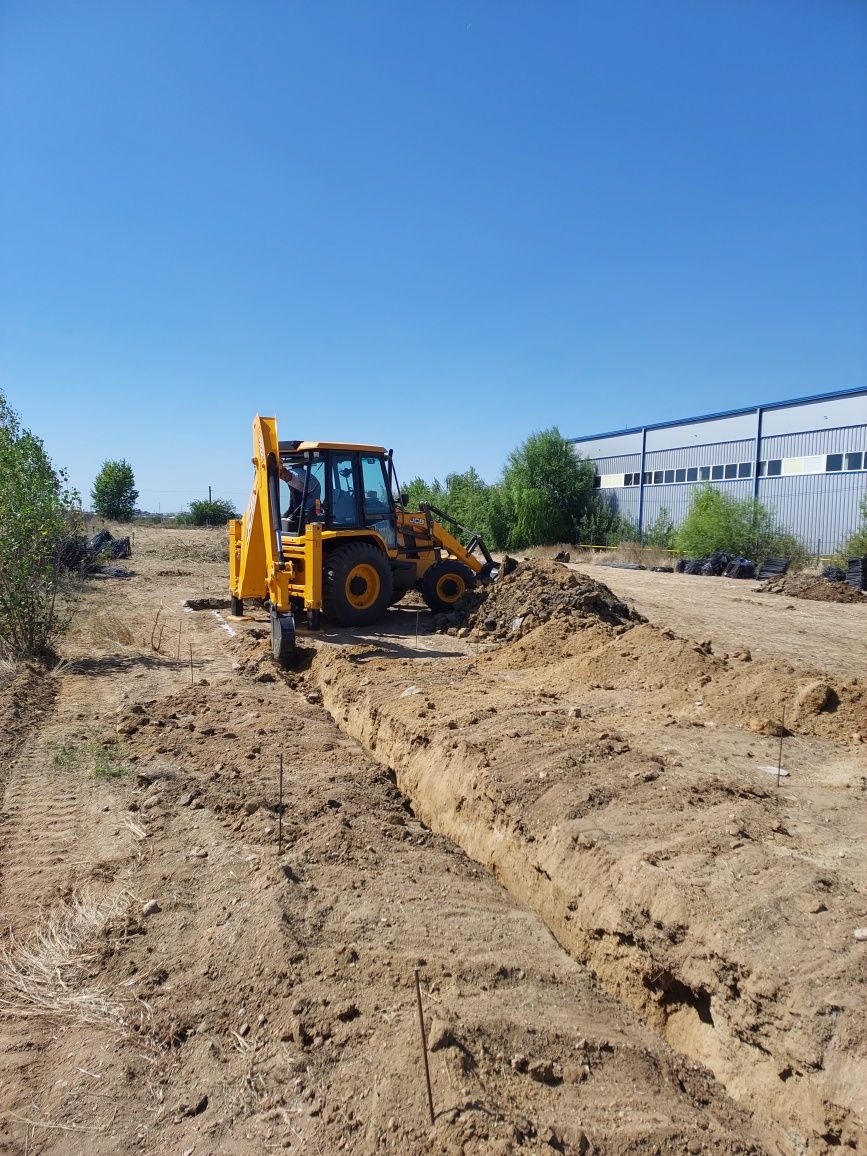 Inchiriez buldoexcavator JCB