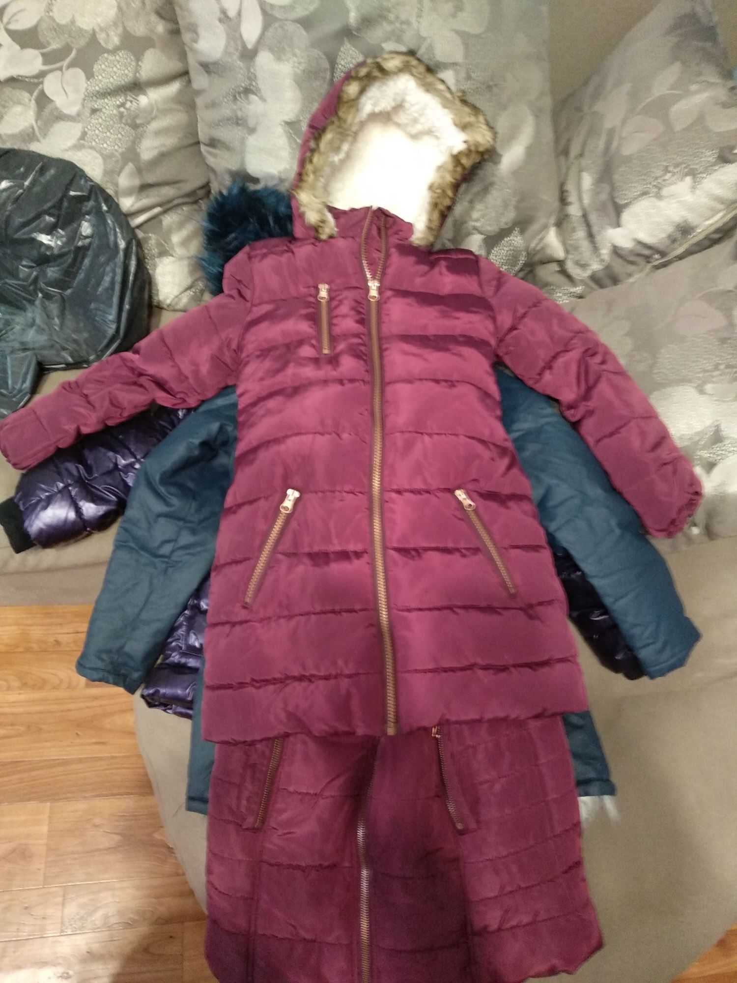Детская зимняя куртка 6-8 лет
